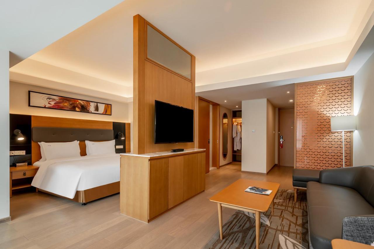 Hongqiao By Ihg 4*